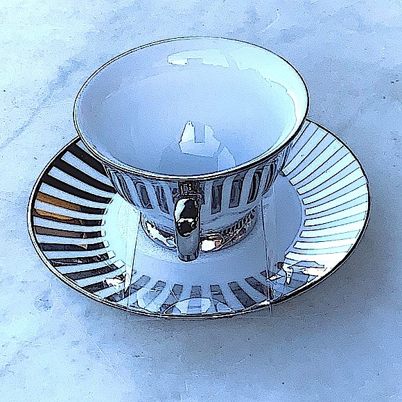 CIROA LUXE TEA CUP & SAUCER SILVER METALLIC STRIPES SET FOOTED PORCELAIN - Picture 5 of 8